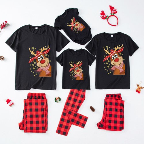 Family matching christmas - family,